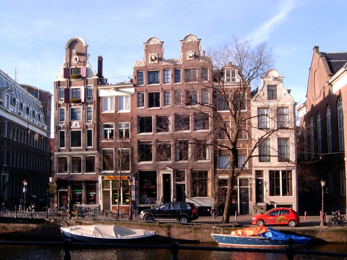 Amsterdam u maju ili junu već od 93 eura - povratne avio karte sa uključenim taksama :)