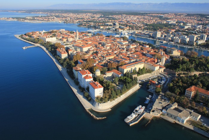 Međunarodni aerodrom Zadar - kako doći? gdje parkirati? letovi iz Zadra? Sve korisne informacije na jednom mjestu!