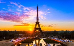 Provedite romantičnih 7 dana u Parizu za samo 169 eura - Avion + takse + 7 noćenja u apartmanu u centru Pariza